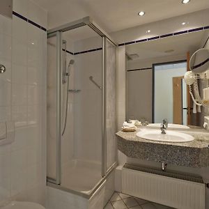 Superior Zimmer mit Kingsize-Bett